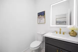8151 Glenhollow Dr, Houston, TX 77033 - Photo 12