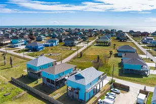 2565 Palm Dr, Crystal Beach, TX 77650 - Photo 34