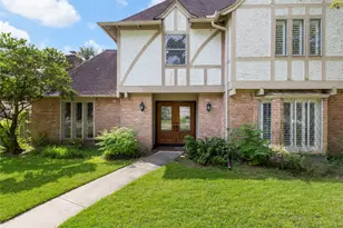 8215 Winding Hill Ln, Spring, TX 77379 - Photo 4