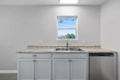 305 S Erwin Street, Brazoria, TX 77422 - Photo 8