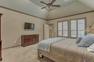 111 S Castlegreen Cir, Shenandoah, TX 77381 - Photo 28