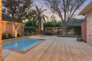 111 S Castlegreen Cir, Shenandoah, TX 77381 - Photo 44