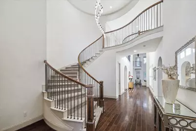 6007 Abercombie Lane, Sugar Land, TX 77479 - Photo 4