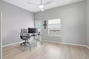 709 N Bayshore Dr, La Porte, TX 77571 - Photo 22