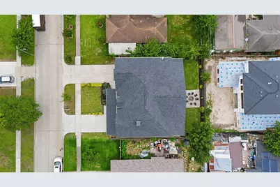 8006 Longridge Drive, Houston, TX 77055 - Photo 40