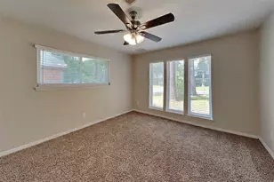 2026 Willow Point Dr, Houston, TX 77339 - Photo 10