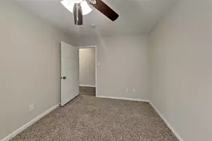 2026 Willow Point Dr, Houston, TX 77339 - Photo 14