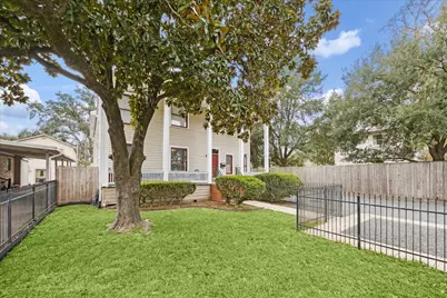 240 W 23rd Street, Houston, TX 77008 - Photo 2