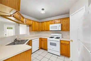 18115 Campbellford Dr, Tomball, TX 77377 - Photo 8