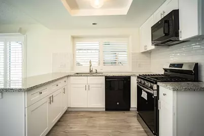 1923 Vinces Bridge Street, Sugar Land, TX 77478 - Photo 6