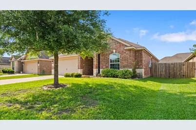 22622 August Crow Drive, Hockley, TX 77447 - Photo 2