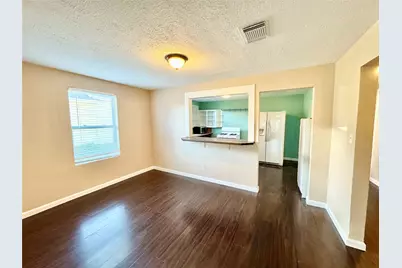 3714 Avenue S 1/2, Galveston, TX 77550 - Photo 4