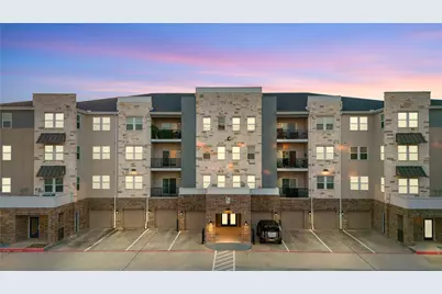 6804 Westview Drive #3404, Houston, TX 77055 - Photo 2