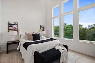 401 North Bluff Rd, Austin, TX 78745 - Photo 10