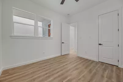 117 Capetown Lane, Conroe, TX 77356 - Photo 10