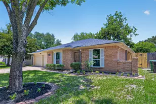 14814 McLeod Dr, Houston, TX 77060 - Photo 2