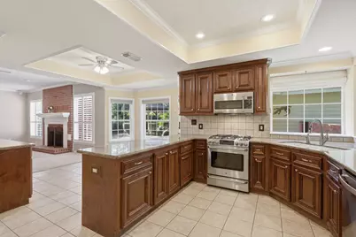 6906 Morningside Drive, Sugar Land, TX 77479 - Photo 12