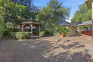 6906 Morningside Dr, Sugar Land, TX 77479 - Photo 26