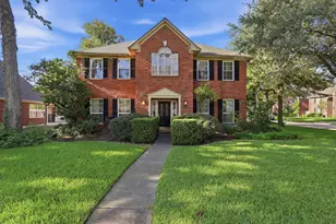 6906 Morningside Dr, Sugar Land, TX 77479 - Photo 32