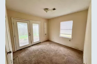 3009 Rust Avenue, Texas City, TX 77590 - Photo 8
