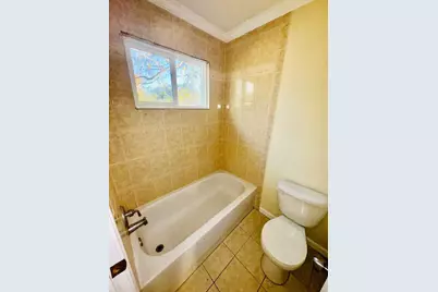 2007 Bridge Cross Lane, Houston, TX 77067 - Photo 8