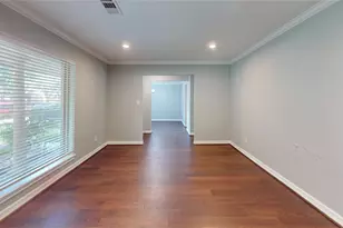 5850 Braesheather Dr, Houston, TX 77096 - Photo 6