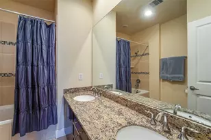2110 Shearn St, Houston, TX 77007 - Photo 26