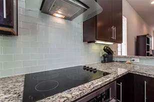 2110 Shearn St, Houston, TX 77007 - Photo 14