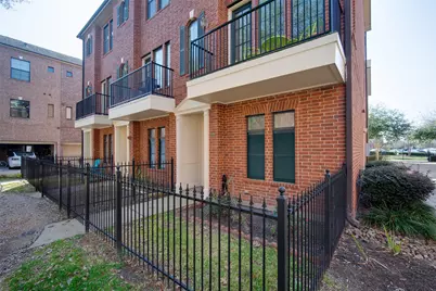 2110 Shearn Street #37, Houston, TX 77007 - Photo 2