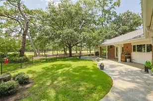 5911 Masters Dr, Houston, TX 77069 - Photo 2