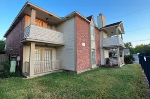11514 Nobility Dr, Houston, TX 77477 - Photo 2
