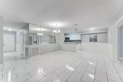 11819 S Nottingham Circle, Houston, TX 77071 - Photo 10