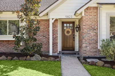 9823 Canoga Lane, Houston, TX 77080 - Photo 2
