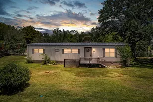 1202 Willow Ln, League City, TX 77573 - Photo 1