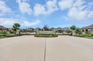 15746 Highlands Cove Dr, Humble, TX 77346 - Photo 2