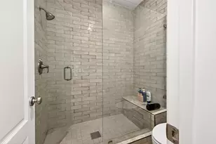 71 Mill Point Pl, The Woodlands, TX 77380 - Photo 32