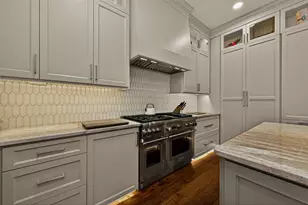 71 Mill Point Pl, The Woodlands, TX 77380 - Photo 18
