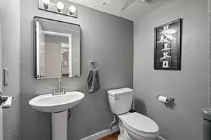 1500 Sandy Springs Rd, Houston, TX 77042 - Photo 8
