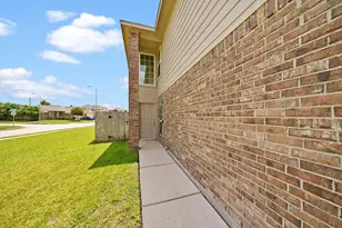 1442 Oxford Meadow Dr, Houston, TX 77073 - Photo 4