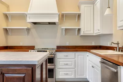 209 E Fannin Street, La Grange, TX 78945 - Photo 14