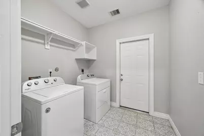 3810 Saratoga Drive, Houston, TX 77088 - Photo 18