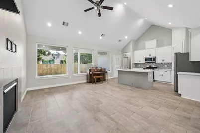 3810 Saratoga Drive, Houston, TX 77088 - Photo 16