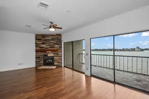 401 Lakeside Ln, Houston, TX 77058 - Photo 2