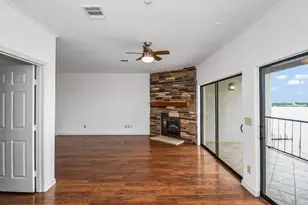 401 Lakeside Ln, Houston, TX 77058 - Photo 14