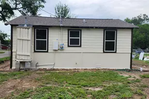 10019 Porto Rico Rd, Houston, TX 77041 - Photo 12