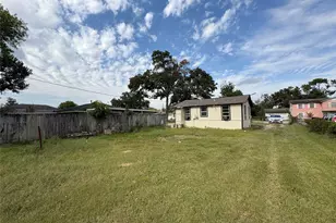 10019 Porto Rico Rd, Houston, TX 77041 - Photo 4