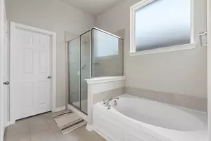 3909 Sterling Springs Ln, League City, TX 77573 - Photo 30