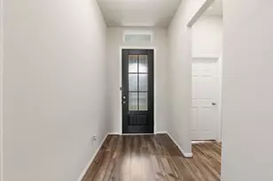 3909 Sterling Springs Ln, League City, TX 77573 - Photo 10