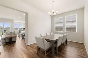 3909 Sterling Springs Ln, League City, TX 77573 - Photo 12