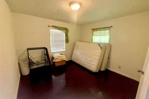 303 Charles St, Cleveland, TX 77327 - Photo 34